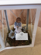 Load image into Gallery viewer, Willow Tree® Forget-me-not