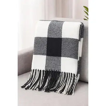 Load image into Gallery viewer, Classic Plaid Throw Blanket
