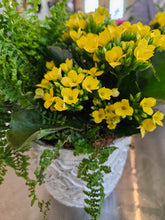 Load image into Gallery viewer, Spring Planter
