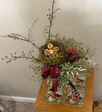 Load image into Gallery viewer, Cardinal Figurine
