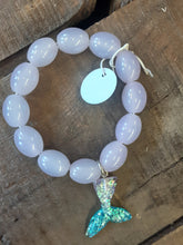Load image into Gallery viewer, Glass Bead Bracelets Handcrafted by Junk Farey Julz
