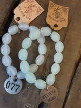 Load image into Gallery viewer, Glass Bead Bracelets Handcrafted by Junk Farey Julz

