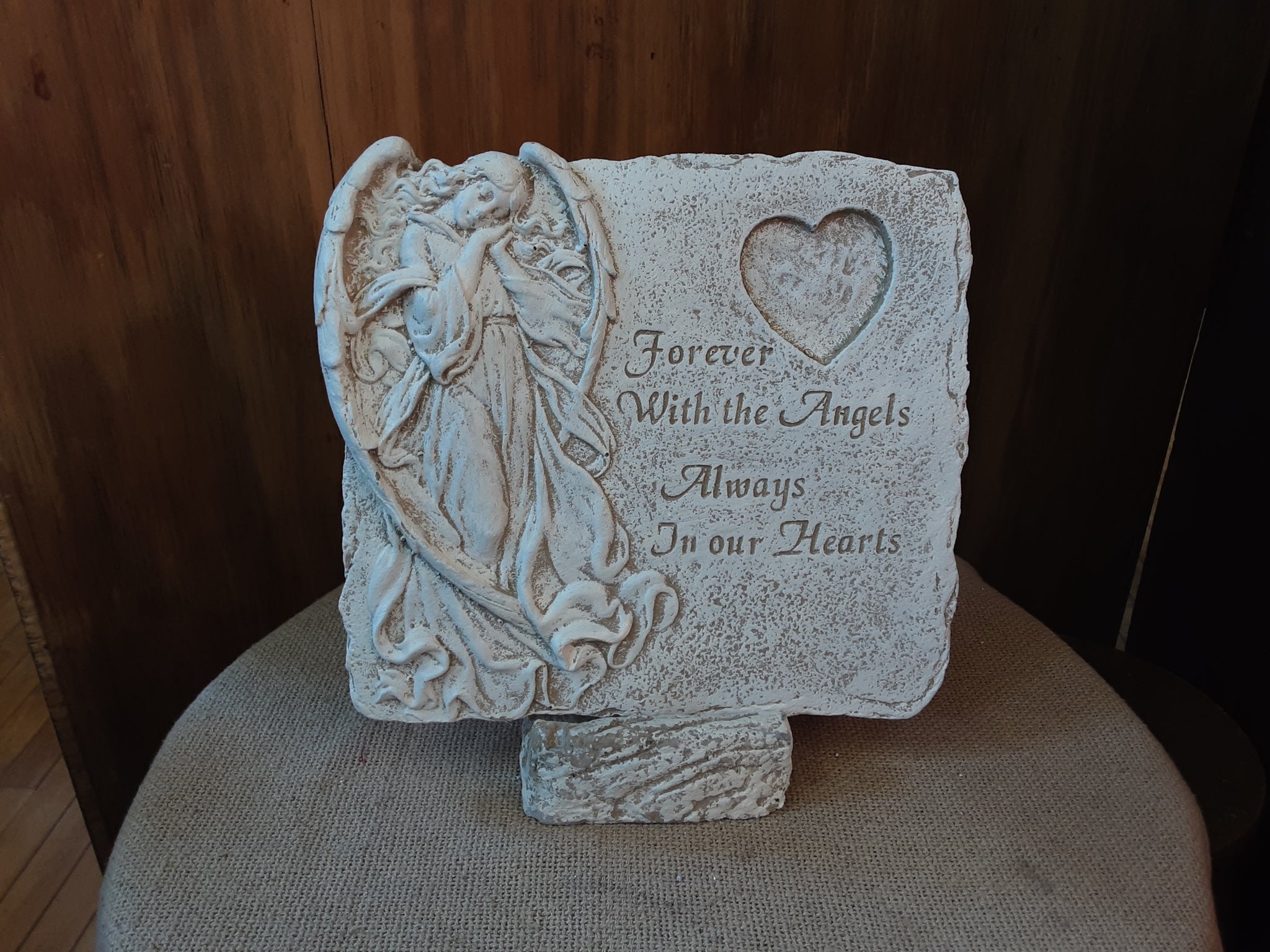 Memory Stones & Angels – Back-En-Thyme