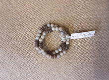 Load image into Gallery viewer, Cork Stretch Bracelet
