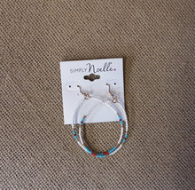 Load image into Gallery viewer, Seed Bead Necklace
