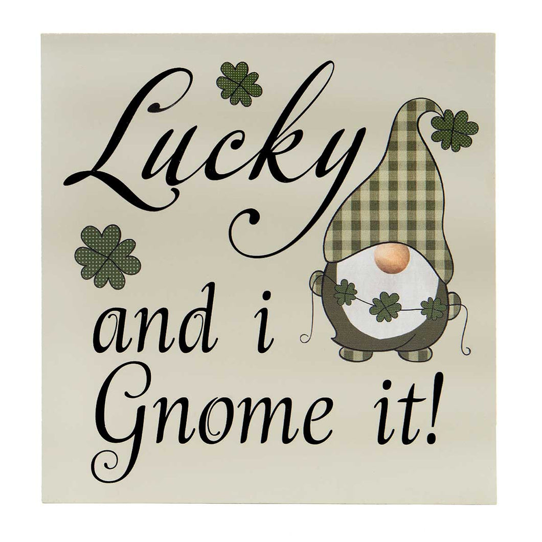 Lucky and I Gnome it!